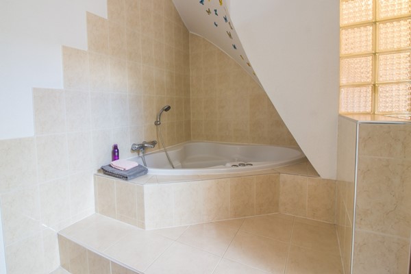 Medium property photo - Jacob Gillesstraat 22, 2582 XZ The Hague